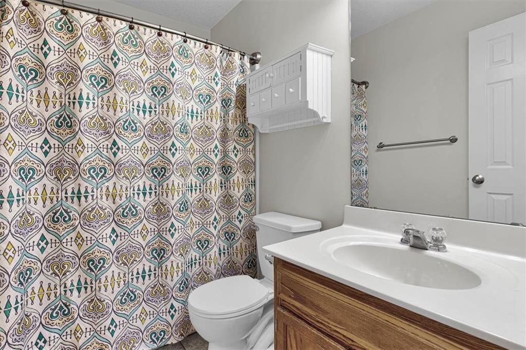 Photo 17 of 57 - 616 Patrick Drive, Excelsior Springs, MO 64024