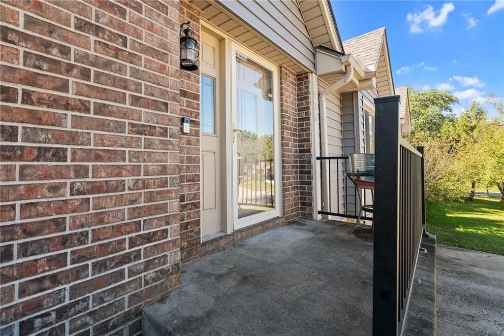 Photo 7 of 56 - 436 NW Eastwood Drive, Blue Springs, MO 64014