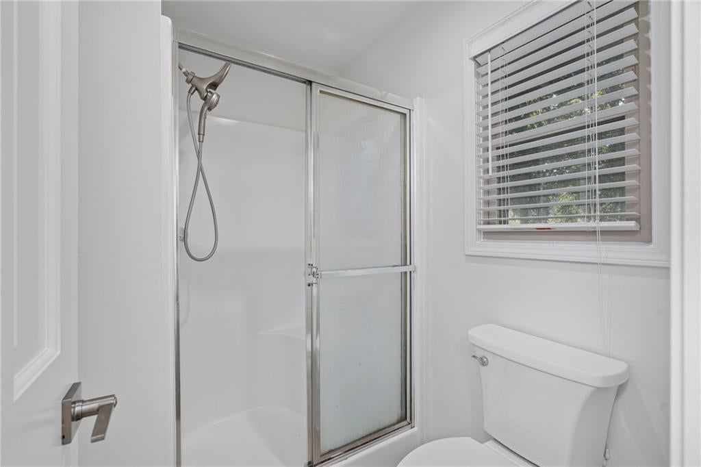 Photo 29 of 56 - 436 NW Eastwood Drive, Blue Springs, MO 64014