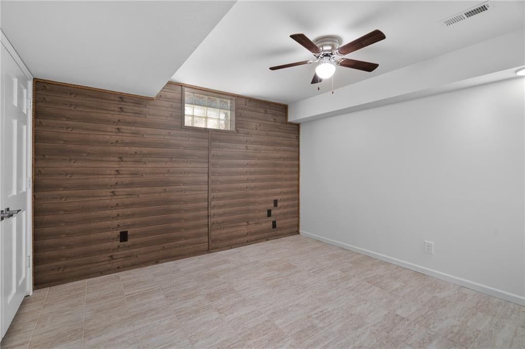 Photo 39 of 56 - 436 NW Eastwood Drive, Blue Springs, MO 64014
