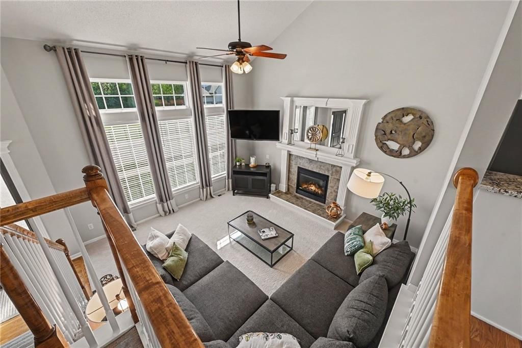 Photo 6 of 32 - 1204 N 4th Street E, Louisburg, KS 66053