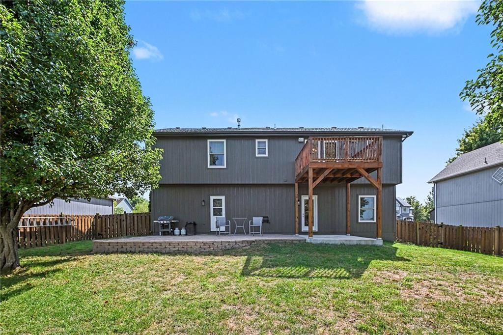Photo 26 of 32 - 1204 N 4th Street E, Louisburg, KS 66053