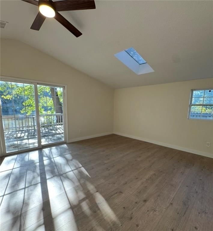 Photo 7 of 19 - 8409 Curly Lane, Freeman, MO 64746