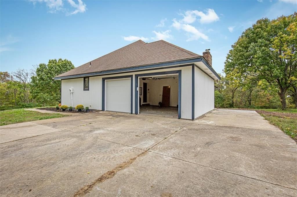 Photo 44 of 60 - 19626 SE Dykes Road, Holt, MO 64048