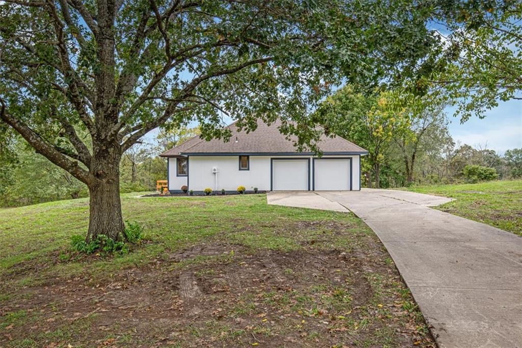 Photo 47 of 60 - 19626 SE Dykes Road, Holt, MO 64048