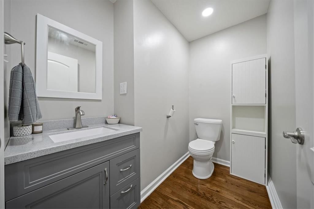 Photo 20 of 26 - 604 NE 74th Terrace, Gladstone, MO 64118