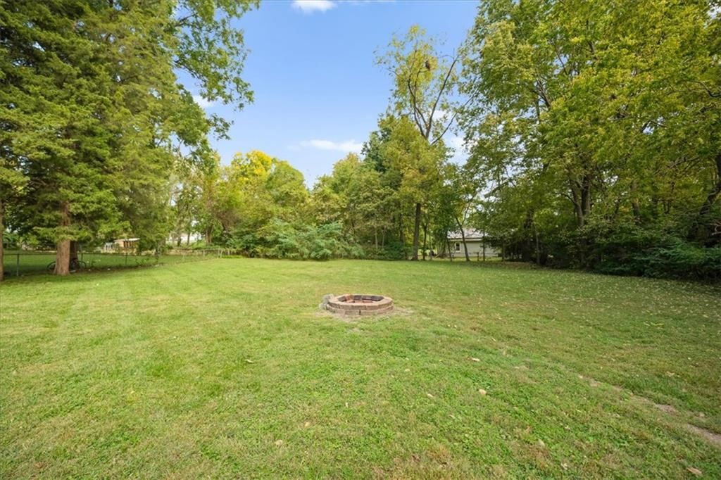 Photo 24 of 26 - 604 NE 74th Terrace, Gladstone, MO 64118