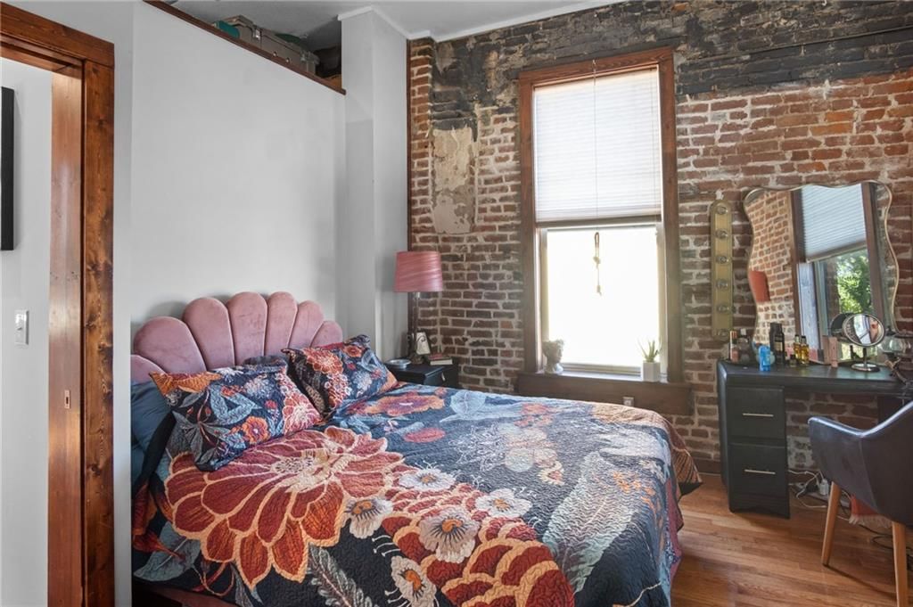 Photo 15 of 38 - 1040 MISSOURI Avenue, Kansas City, MO 64106