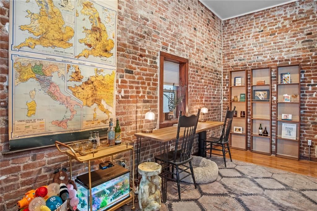 Photo 24 of 38 - 1040 MISSOURI Avenue, Kansas City, MO 64106