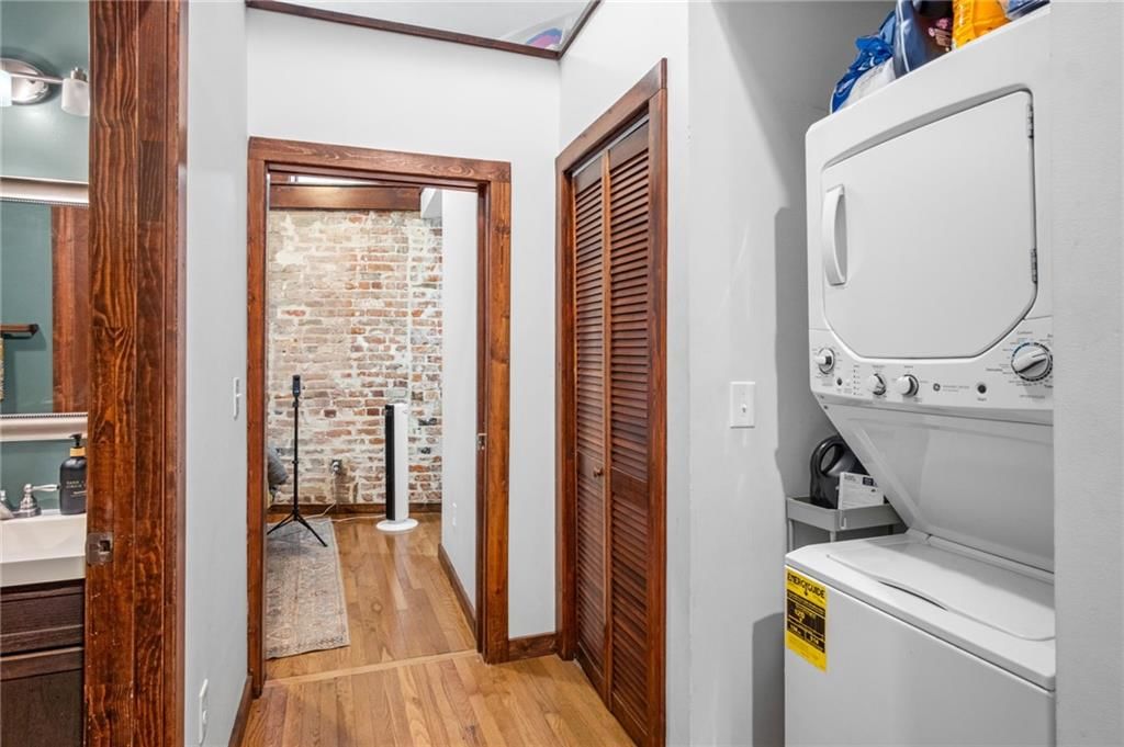 Photo 26 of 38 - 1040 MISSOURI Avenue, Kansas City, MO 64106