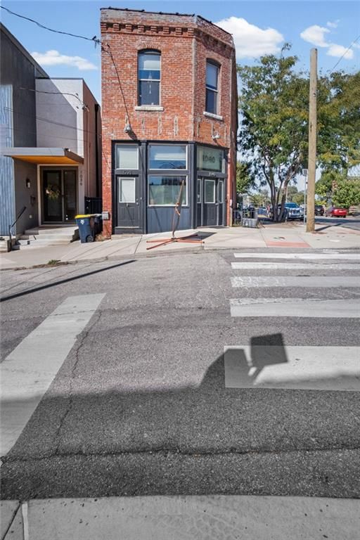 Photo 32 of 38 - 1040 MISSOURI Avenue, Kansas City, MO 64106