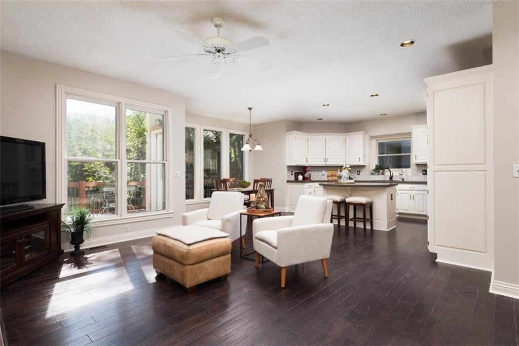 Photo 16 of 56 - 11305 W 144 Street, Overland Park, KS 66221