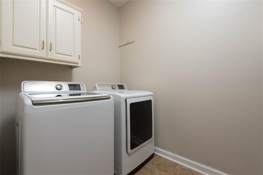 Photo 22 of 56 - 11305 W 144 Street, Overland Park, KS 66221