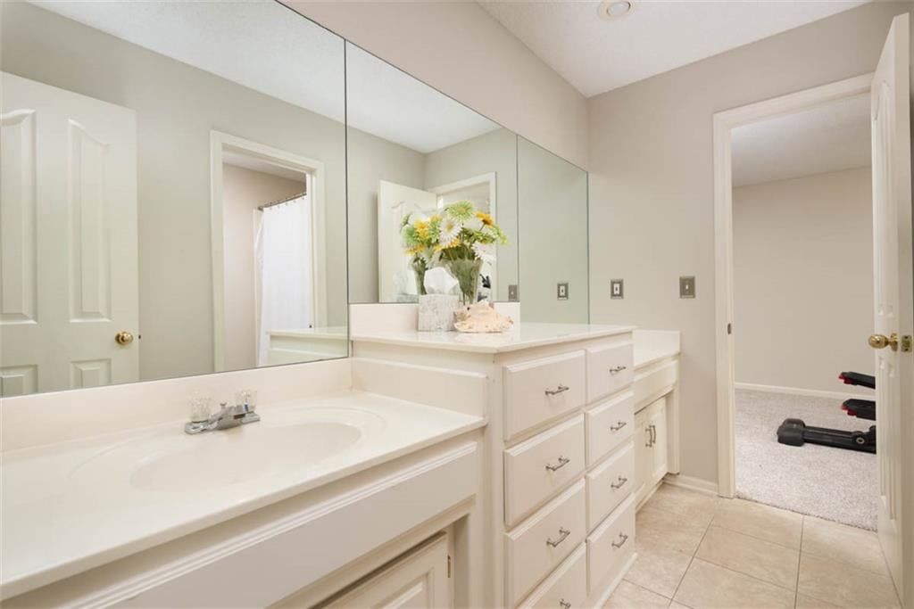 Photo 34 of 56 - 11305 W 144 Street, Overland Park, KS 66221