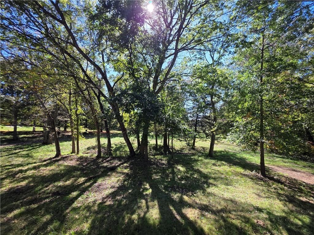 Photo 8 of 25 - 16840 W 287th Street, Paola, KS 66071