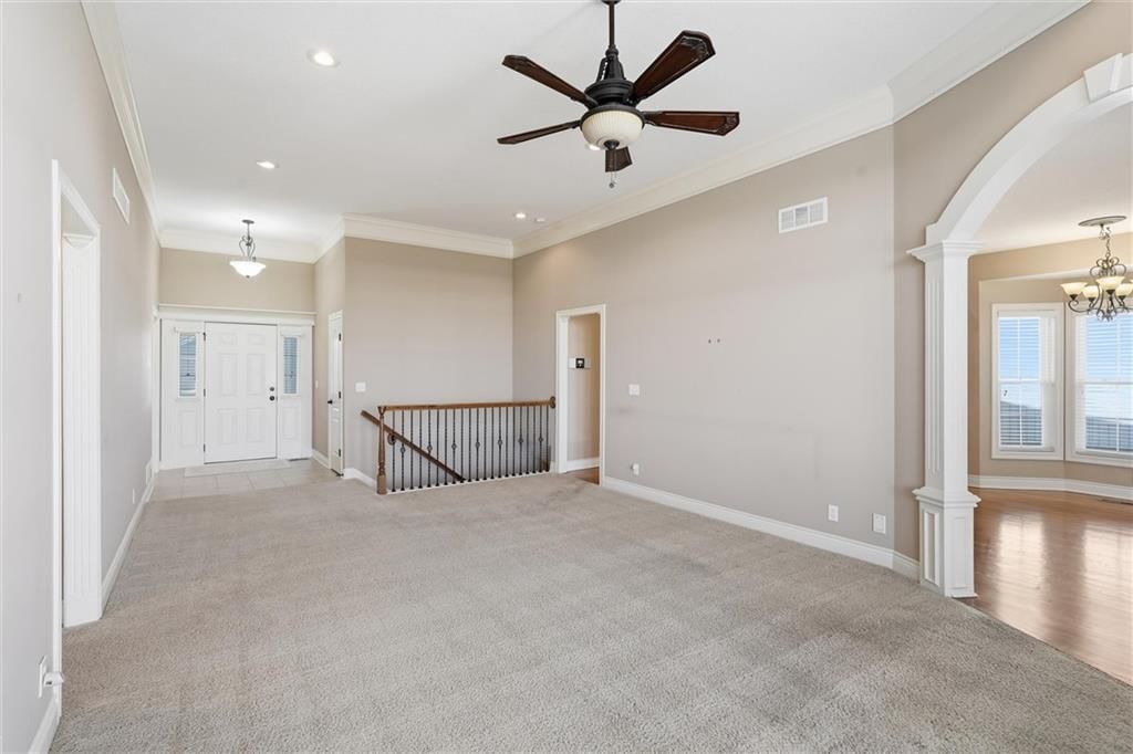 Photo 8 of 31 - 7600 NE 113th Street, Kansas City, MO 64157