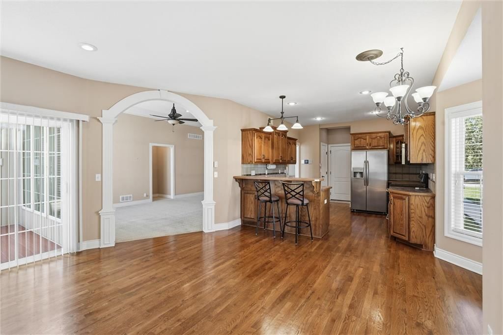 Photo 12 of 31 - 7600 NE 113th Street, Kansas City, MO 64157