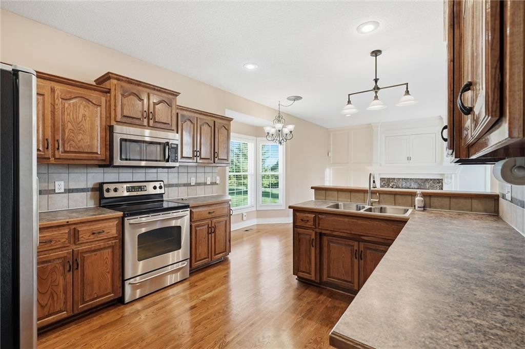 Photo 16 of 31 - 7600 NE 113th Street, Kansas City, MO 64157