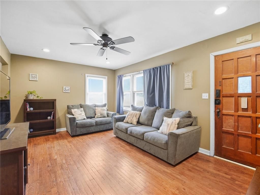 Photo 6 of 42 - 1000 S 57 Street, Kansas City, KS 66106