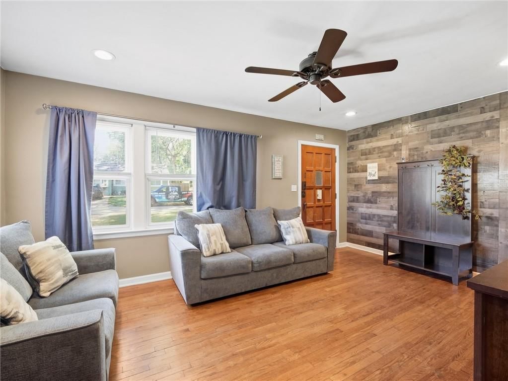 Photo 8 of 42 - 1000 S 57 Street, Kansas City, KS 66106