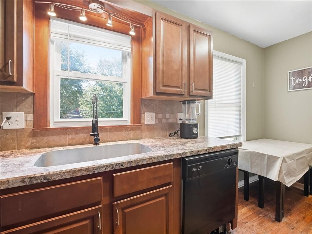 Photo 21 of 42, 1000 S 57 Street, Kansas City, KS 66106