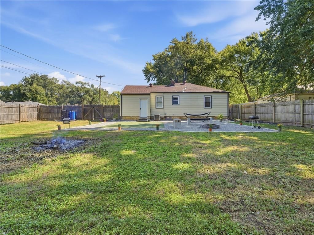 Photo 39 of 42 - 1000 S 57 Street, Kansas City, KS 66106