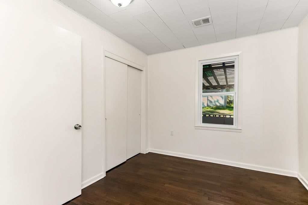 Photo 21 of 36 - 16000 Allen Avenue, Belton, MO 64012
