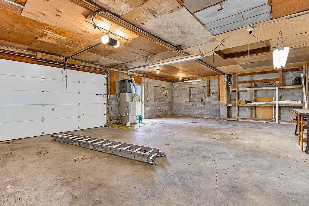 Workshop at 16000 Allen Avenue, Belton, MO 64012