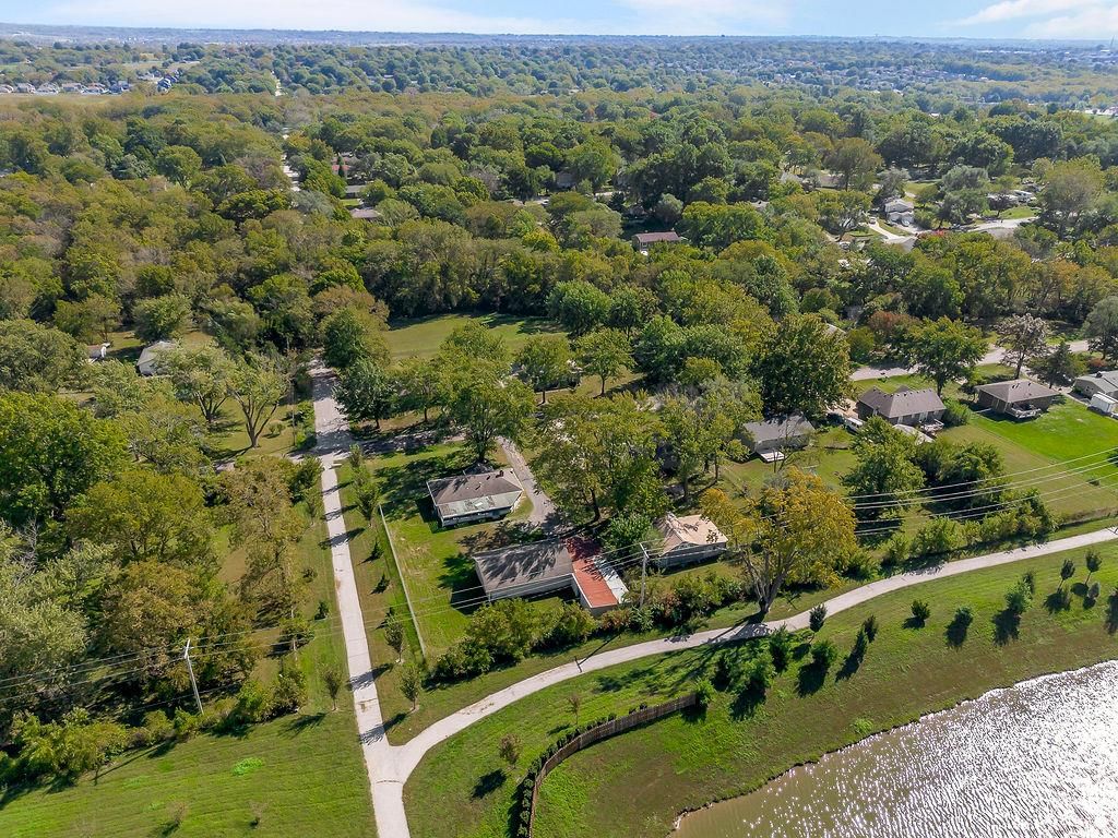 Photo 36 of 36 - 16000 Allen Avenue, Belton, MO 64012