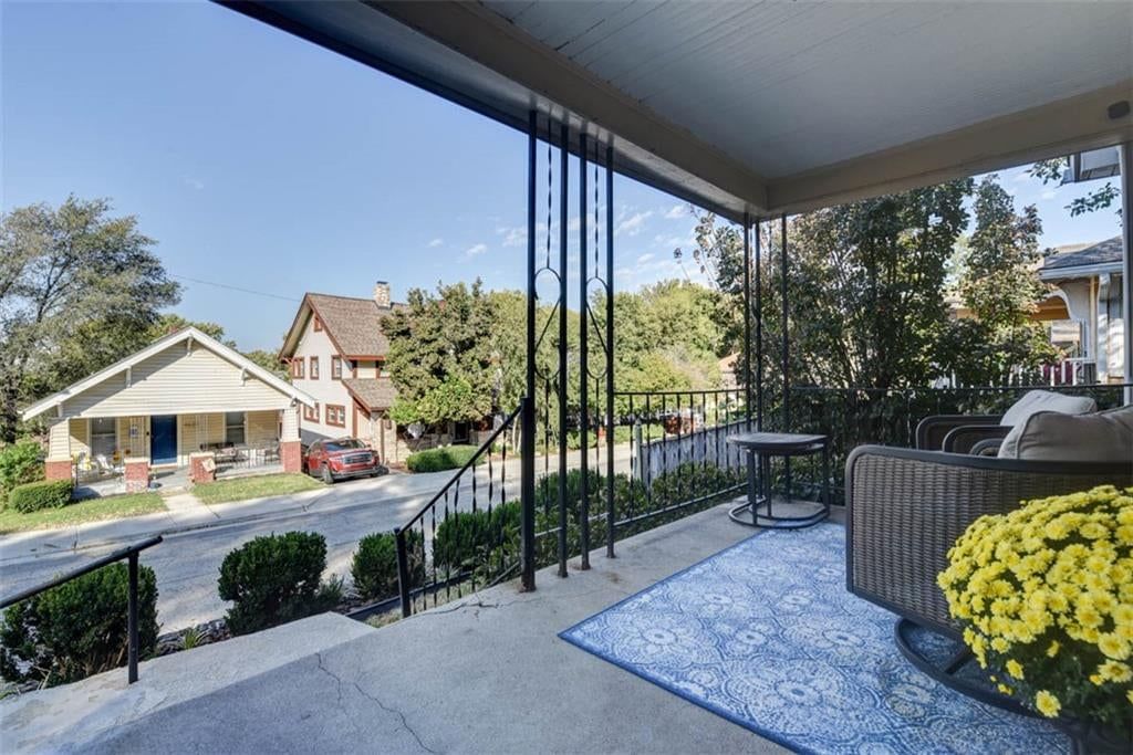 4633 Wyoming Street, Kansas City, MO: listing photo 3