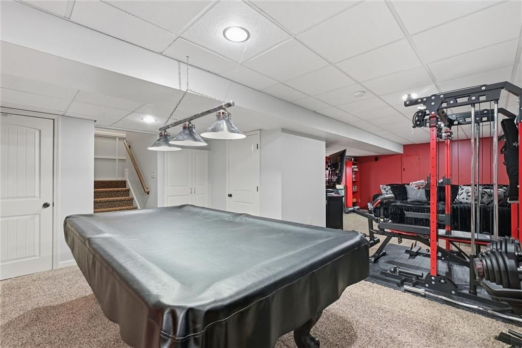 Pool table at 16917 Cross Creek Drive, Belton, MO 64012