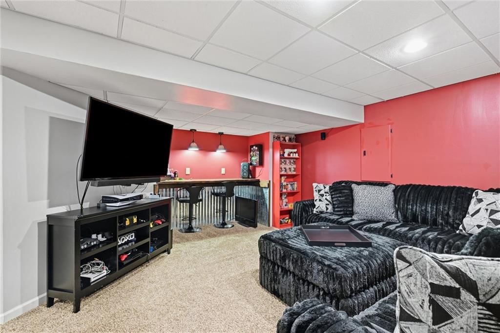 Photo 27 of 35 - 16917 Cross Creek Drive, Belton, MO 64012