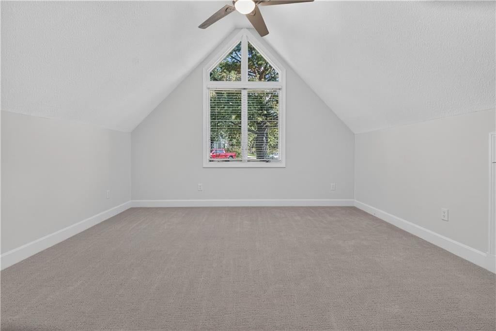 Photo 43 of 71 - 118 NE Edgewater Drive, Lee's Summit, MO 64064
