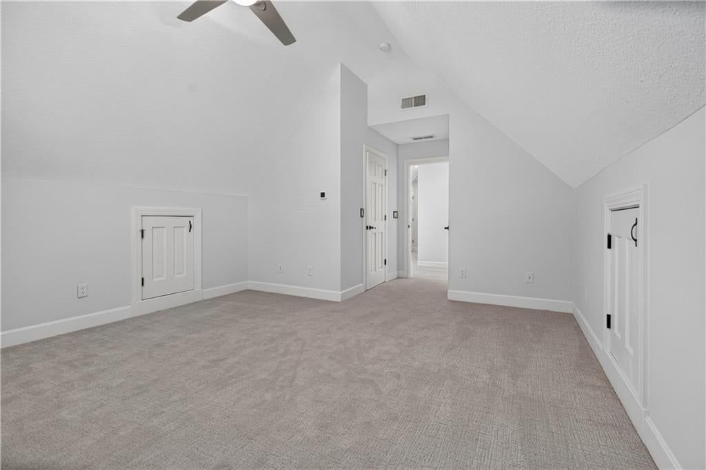 Photo 44 of 71 - 118 NE Edgewater Drive, Lee's Summit, MO 64064