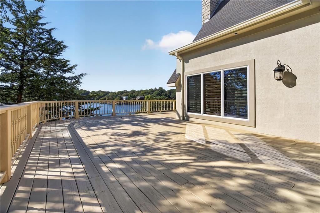 Photo 68 of 71 - 118 NE Edgewater Drive, Lee's Summit, MO 64064