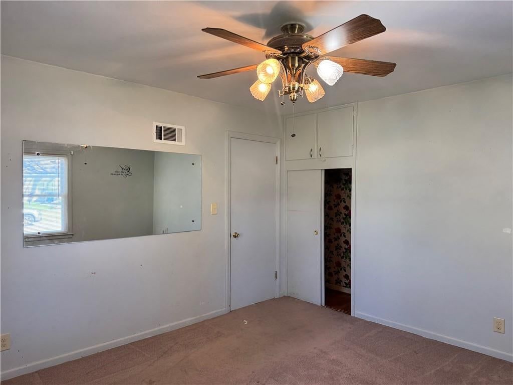 Photo 16 of 31 - 1401 NE 67th Terrace, Gladstone, MO 64118