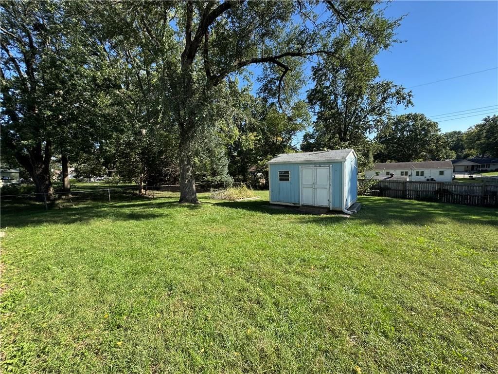 Photo 29 of 31 - 1401 NE 67th Terrace, Gladstone, MO 64118