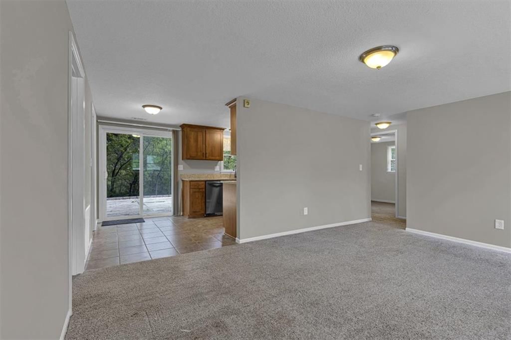 Open floor plan at 6503 River Road, Pleasant Valley, MO 64068