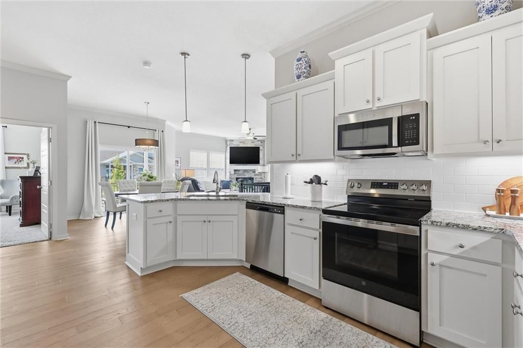Photo 10 of 33 - 21798 W 119th Terrace #1401, Olathe, KS 66061