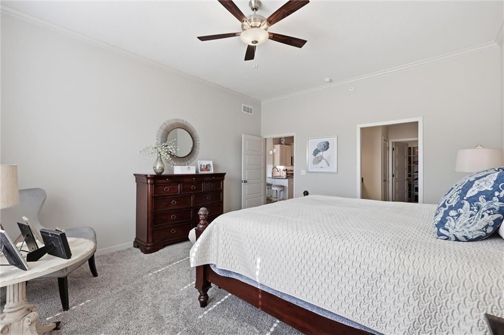 Photo 16 of 33 - 21798 W 119th Terrace #1401, Olathe, KS 66061