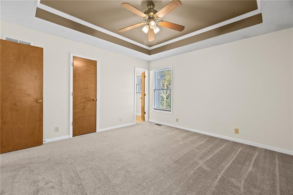 Photo 22 of 42 - 1558 W Mulberry Street, Olathe, KS 66061
