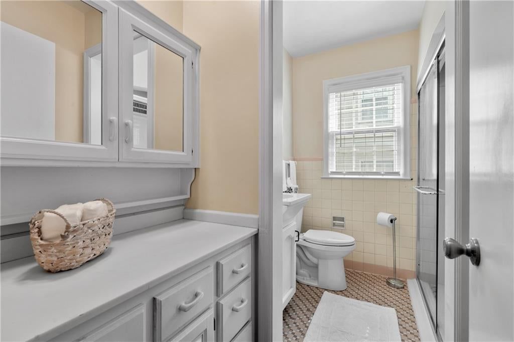 Photo 20 of 36 - 5307 Aberdeen Road, Fairway, KS 66205