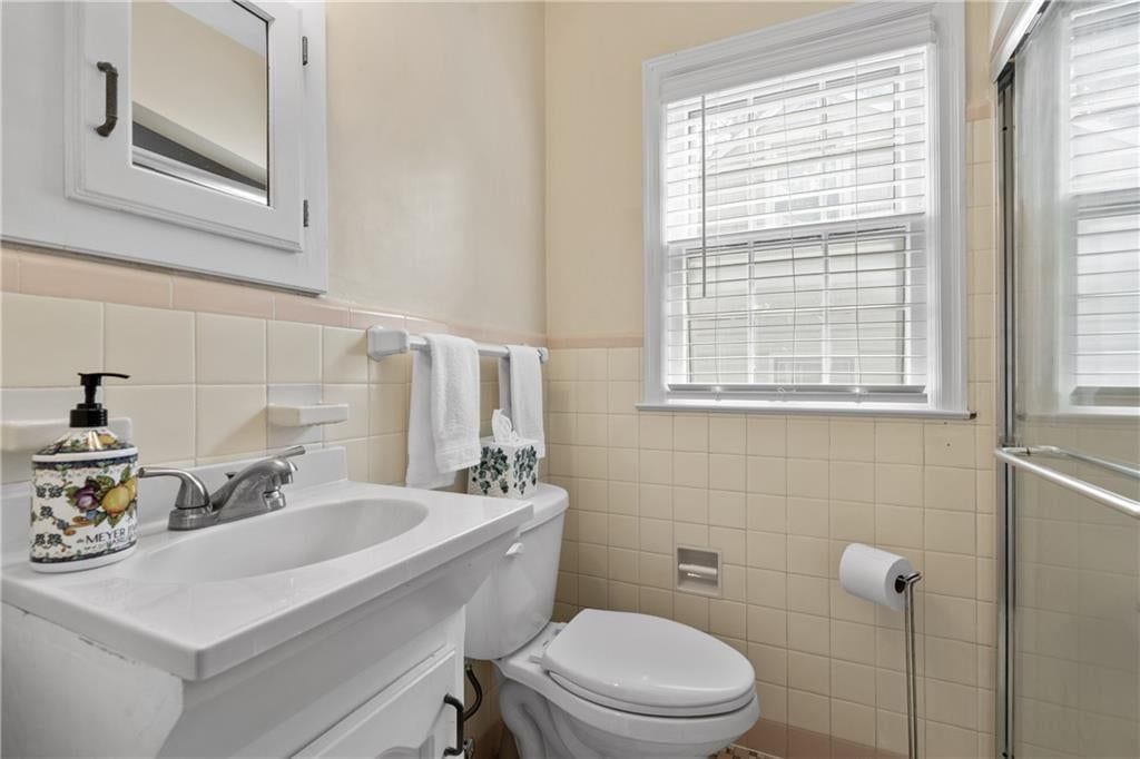 Photo 21 of 36 - 5307 Aberdeen Road, Fairway, KS 66205