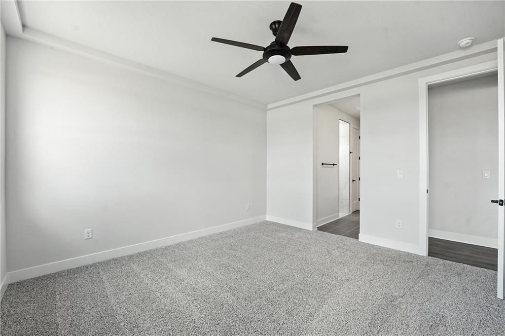 Photo 5 of 18 - 20579 Barker Street, Spring Hill, KS 66083