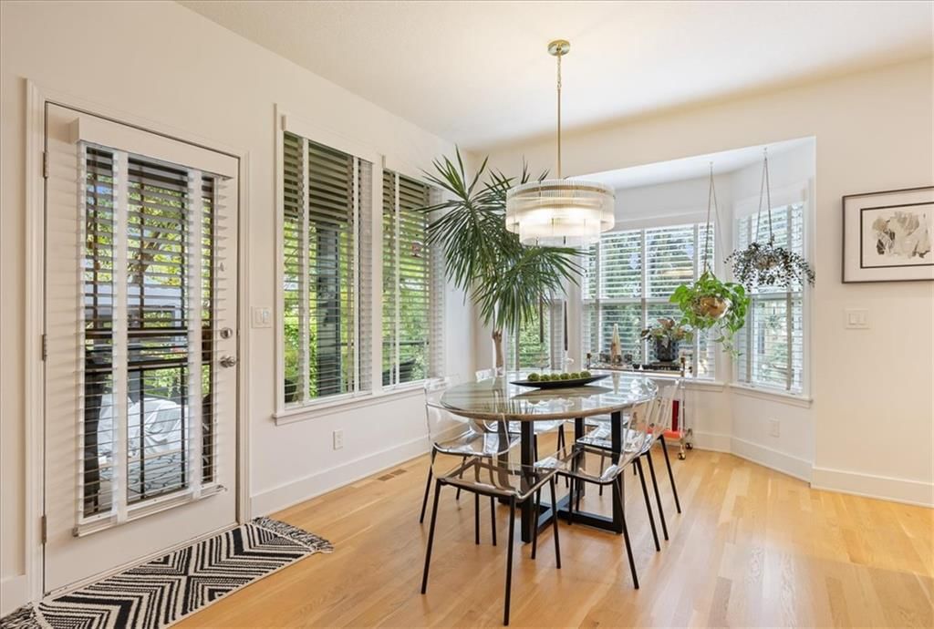 Breakfast nook at 13725 Pembroke Circle, Leawood, KS 66224