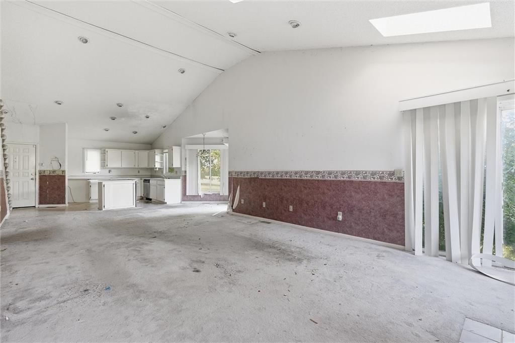 23900 E State Route EE Highway, Harrisonville, MO: listing photo 3
