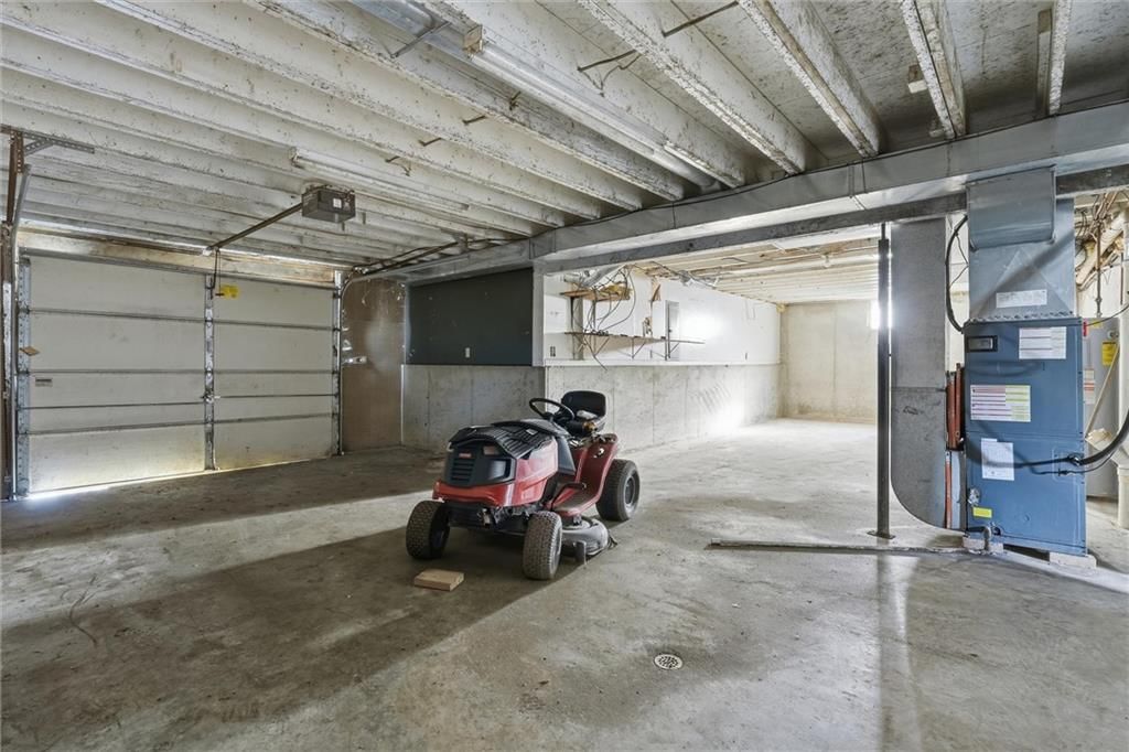 Attached garage at 23900 E State Route EE Highway, Harrisonville, MO 64701