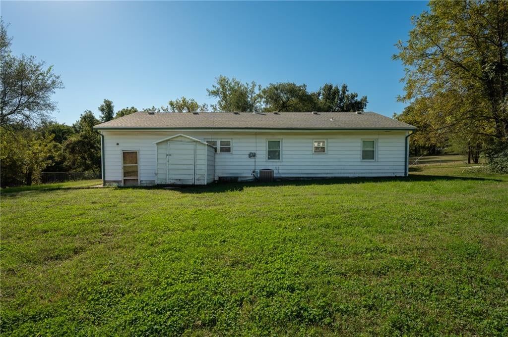 Photo 5 of 20 - 1135 S 55th Street, Kansas City, KS 66007