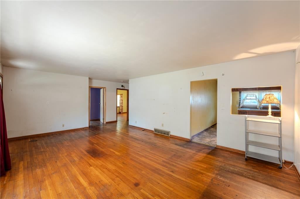 Photo 10 of 20 - 1135 S 55th Street, Kansas City, KS 66007