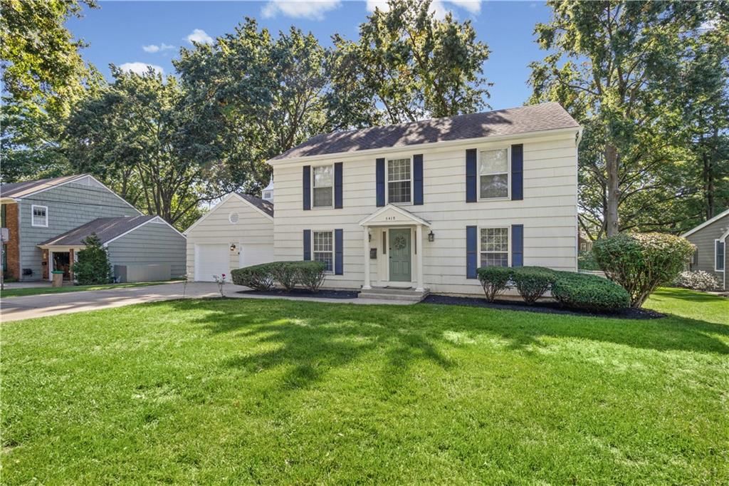 Photo 2 of 49 - 5419 W 100th Terrace, Overland Park, KS 66207